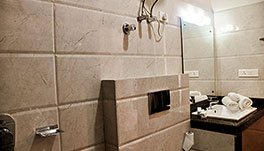 Hotel Sher-E-Punjab -Deluxe Room-3